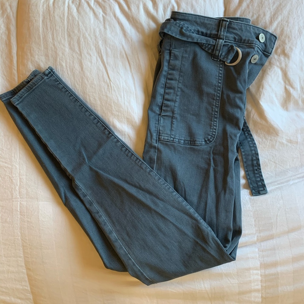 Dusty blue AE jeans size 2 Regular